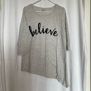 Apt 9/ believe white black speckled high low top with 3/4 sleeves​​​​​​​​​